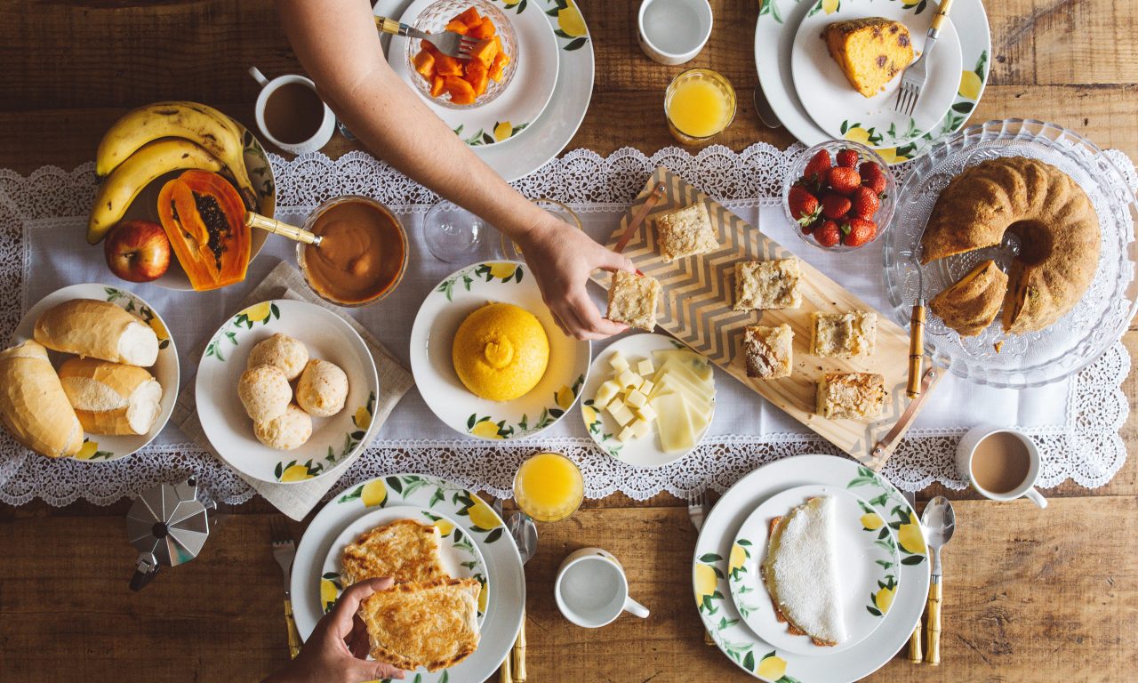 Ranking internacional elege queridinho do café da manhã brasileiro como um dos melhores do mundo