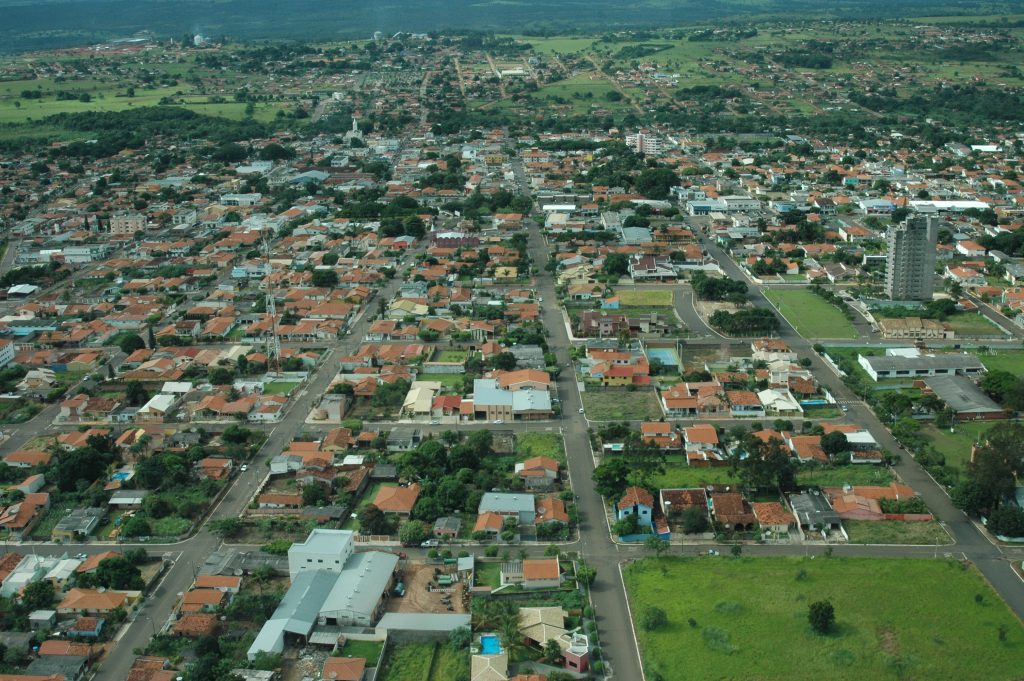 Justiça condena frigorífico goiano a indenizar funcionária apelidada de ‘porca capada’