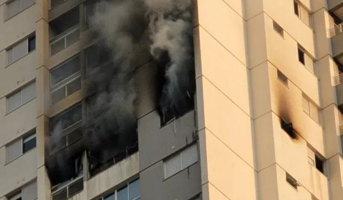 Corpo é encontrado em apartamento que pegou fogo em Goiânia no domingo (11)