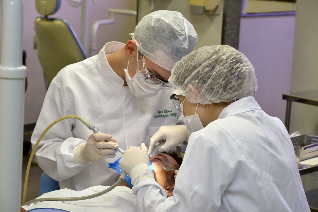 Seis lugares para fazer tratamento odontológico de graça ou pagando pouco em Goiânia