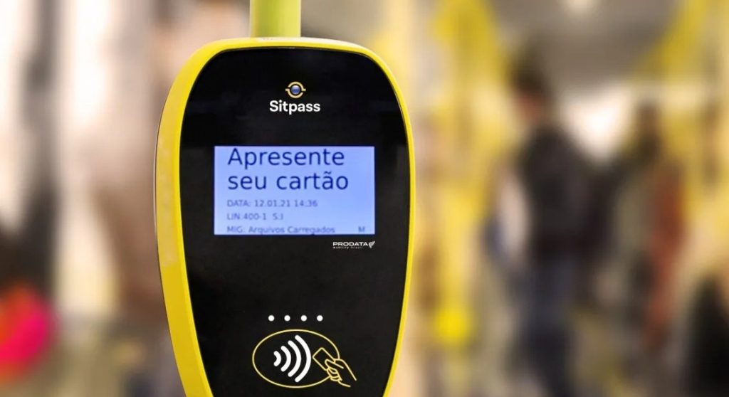 6 utilidades que o cartão de ônibus pode ter além de pagar a passagem