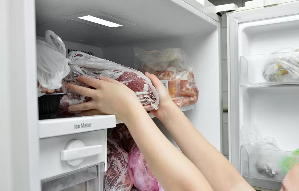 Conheça os tipos de alimentos jamais devem ser colocados no congelador
