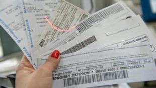 Funcionária é suspeita desviar mais de R$ 500 mil de empresa para bancar vida secreta