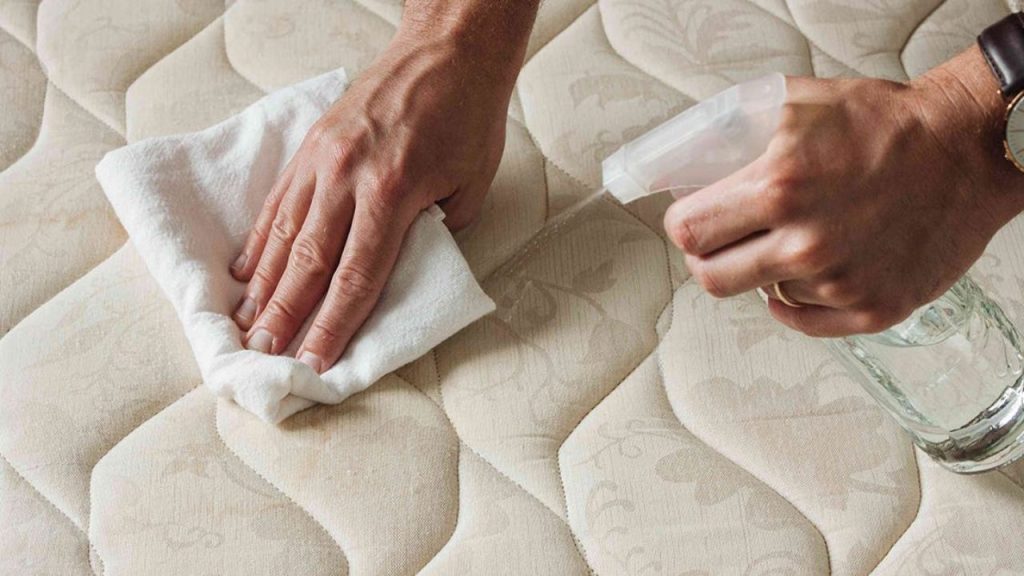 Com estes 6 passos você aprende a limpar o colchão corretamente