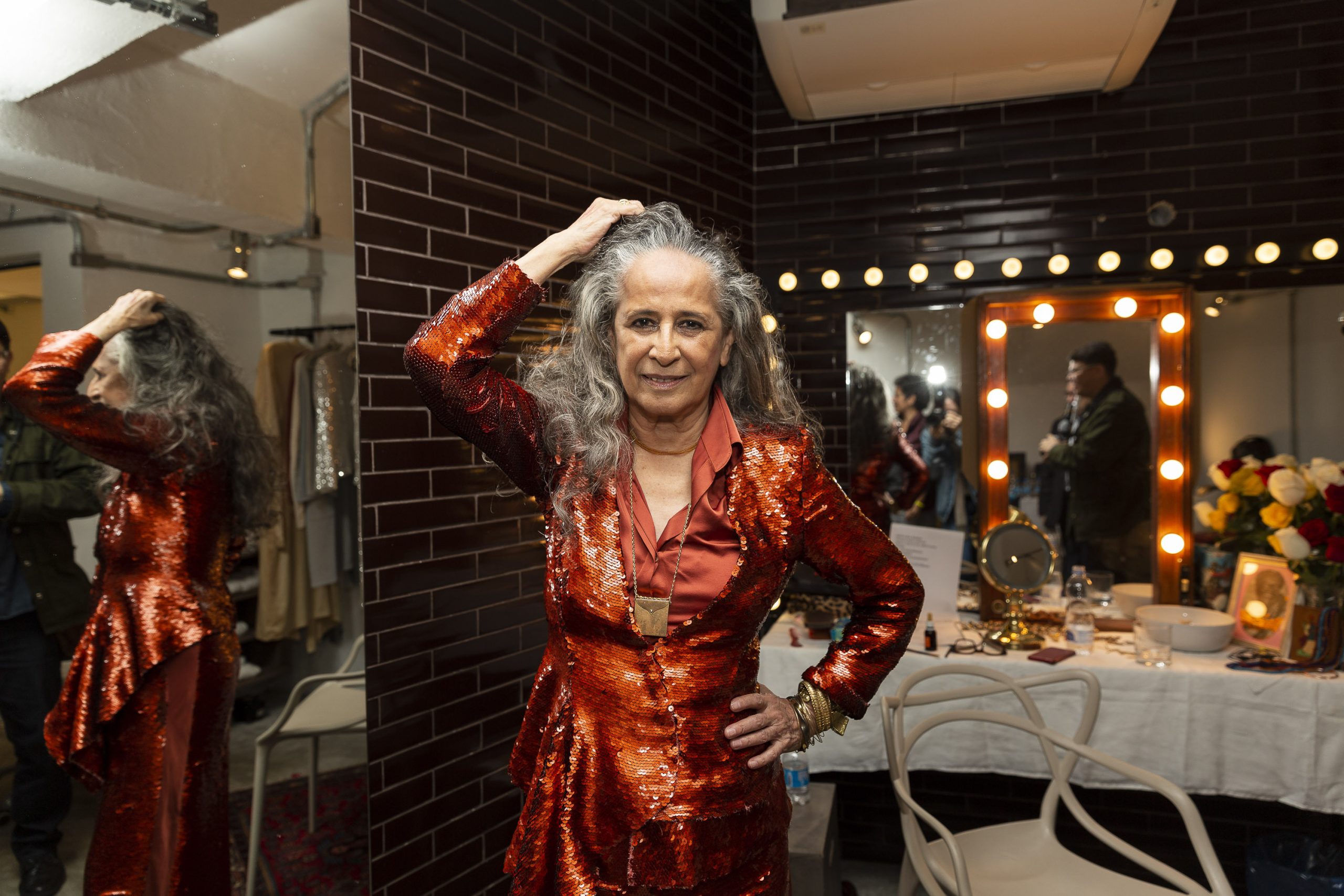 Maria Bethânia homenageia Gal Costa no primeiro show depois da morte da amiga