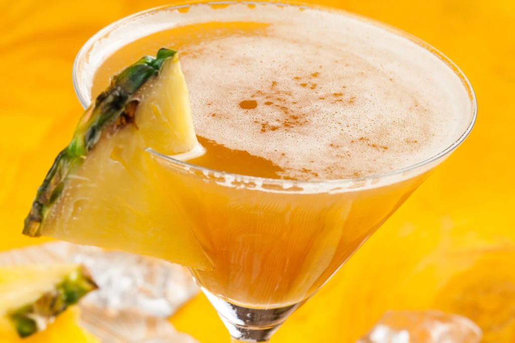 6 maneiras diferentes de tomar cerveja que pouca gente sabe