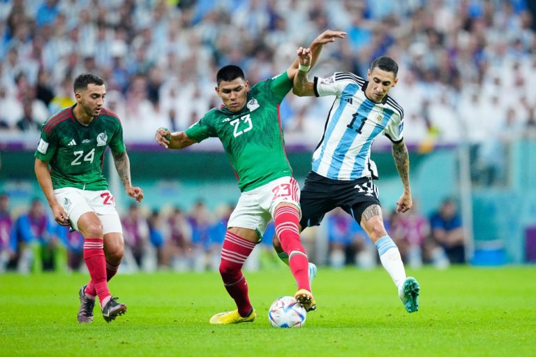 Assista AO VIVO o jogo Arábia e México