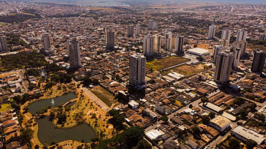 Anápolis deve perder posto de segunda economia do estado em breve, aponta economista