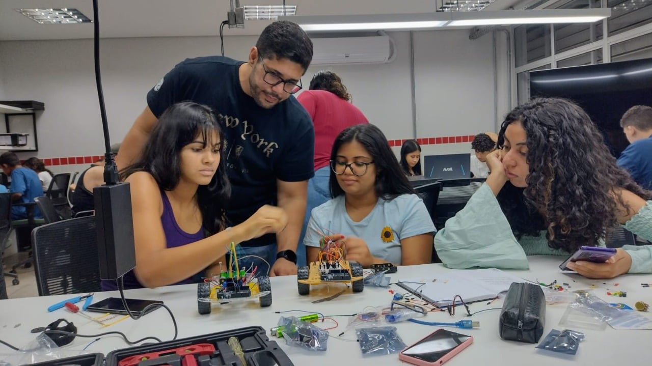 Últimos dias para se inscrever em cursos gratuitos de tecnologia e inovação em Goiás