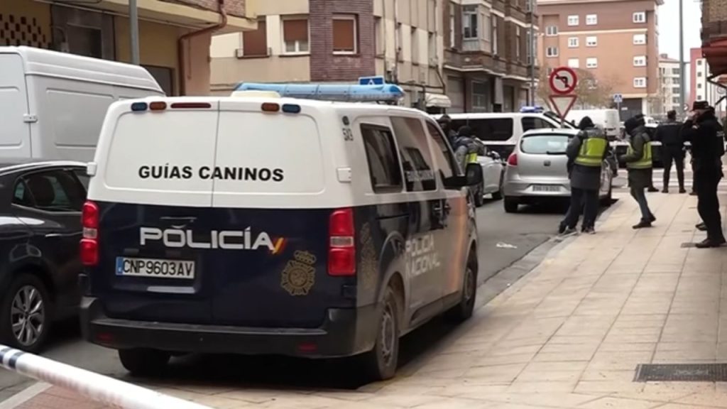 Espanha prende aposentado de 74 anos por enviar série de cartas-bomba