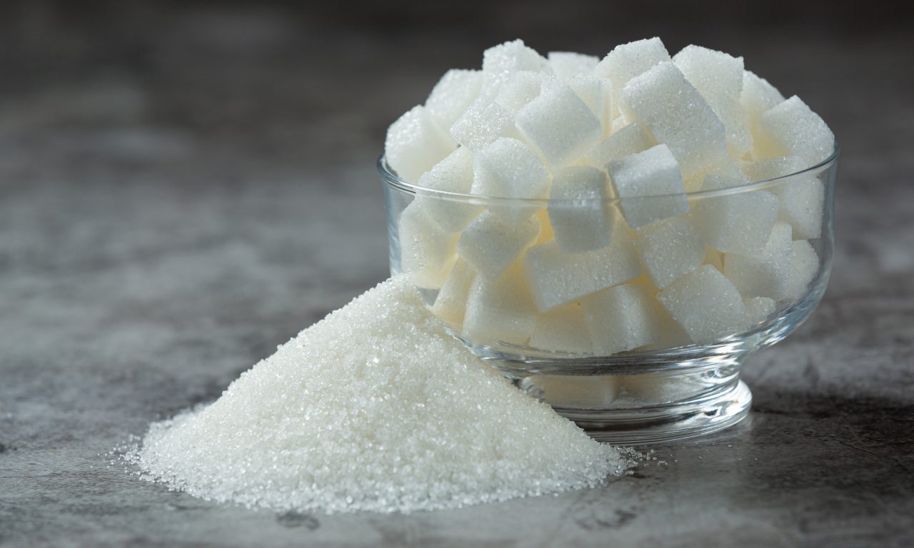 6 utilidades fora da cozinha que o açúcar tem e pouca gente sabe