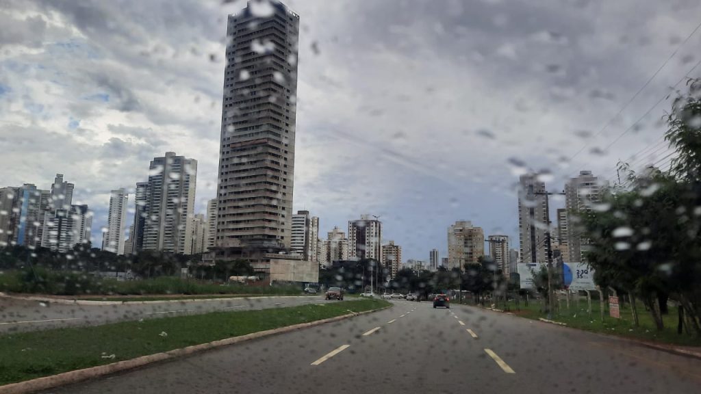 Pelo menos duas cidades poderão receber chuva em Goiás nesta terça-feira (24); saiba quais