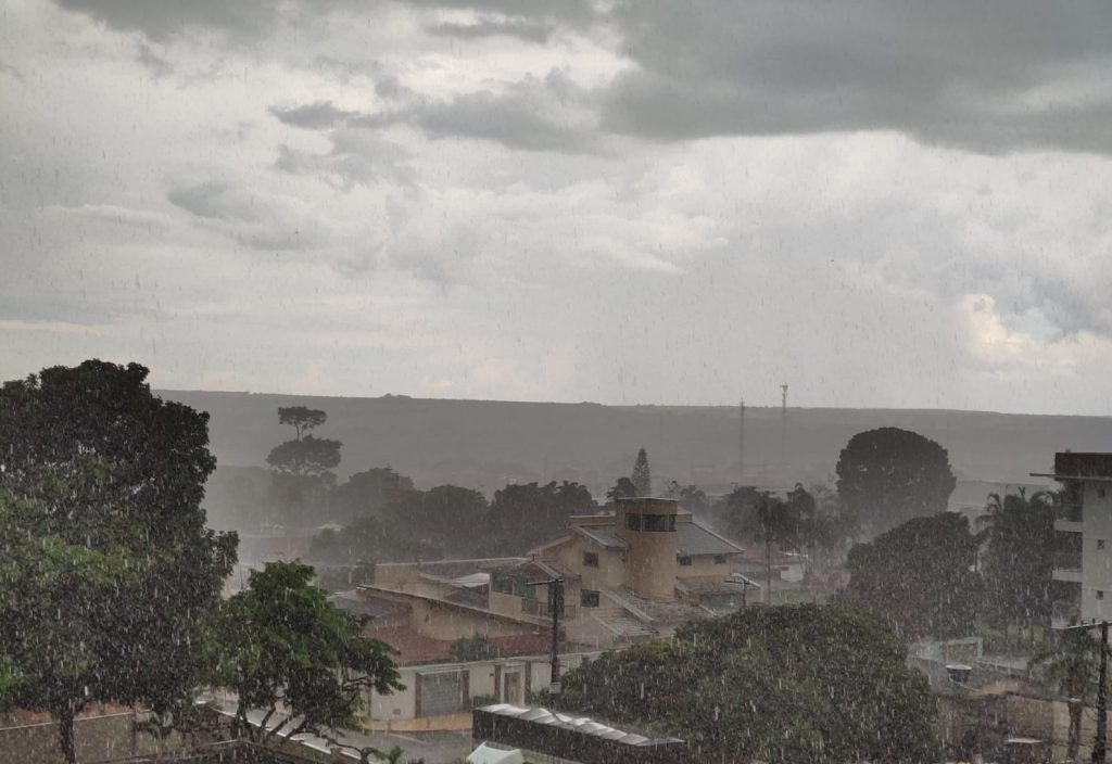 Tempestade se formando em Anápolis (Foto: Reprodução/Felipe Homsi)