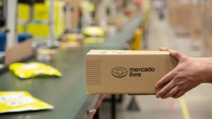 Anvisa faz apreensão de produtos irregulares em depósito do Mercado Livre
