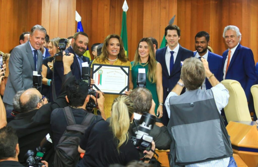 Gracinha Caiado também pode ganhar título de cidadã anapolina