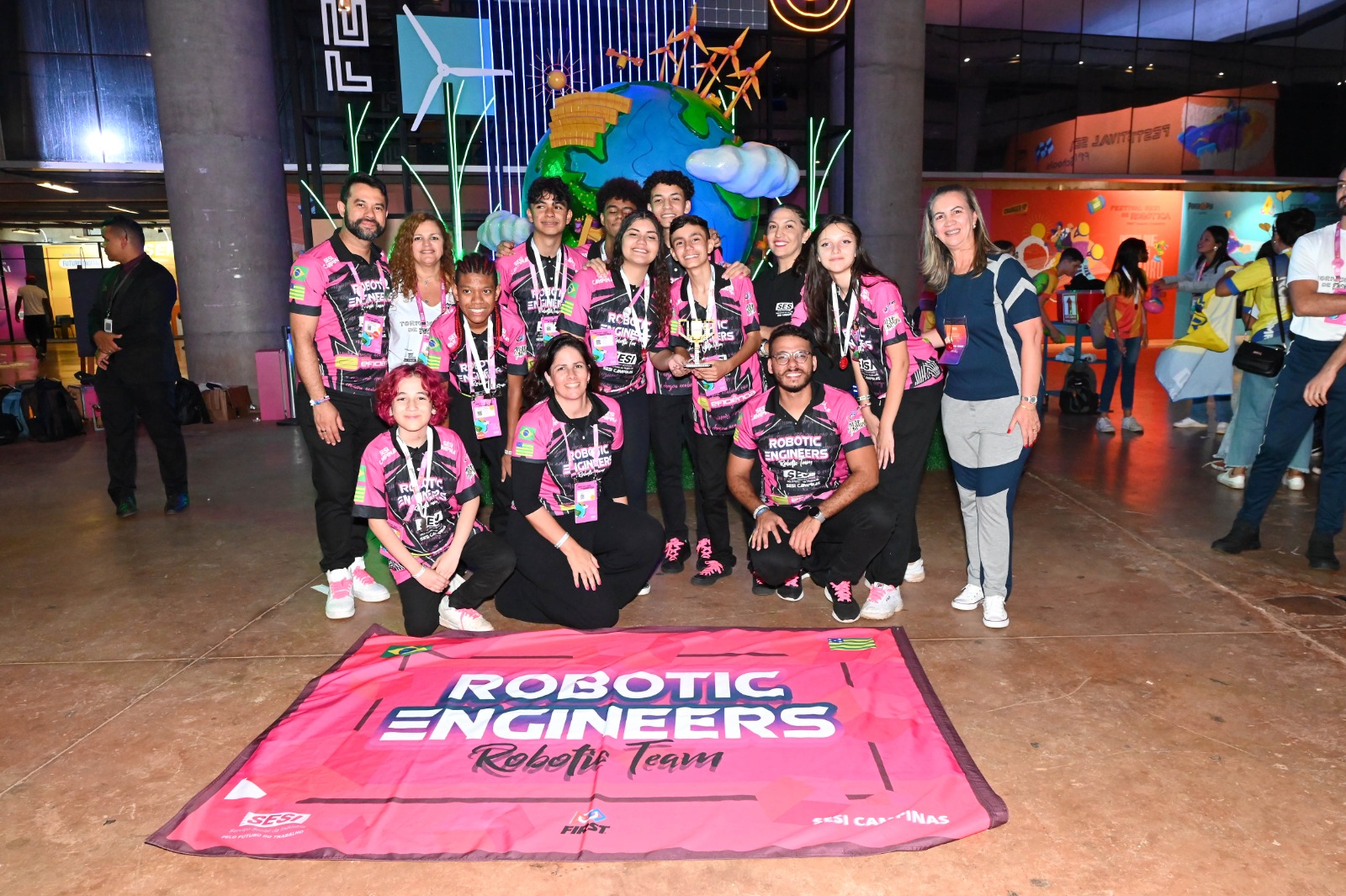 Equipe de robótica do Campus Patrocínio conquista 2º lugar em torneio  internacional