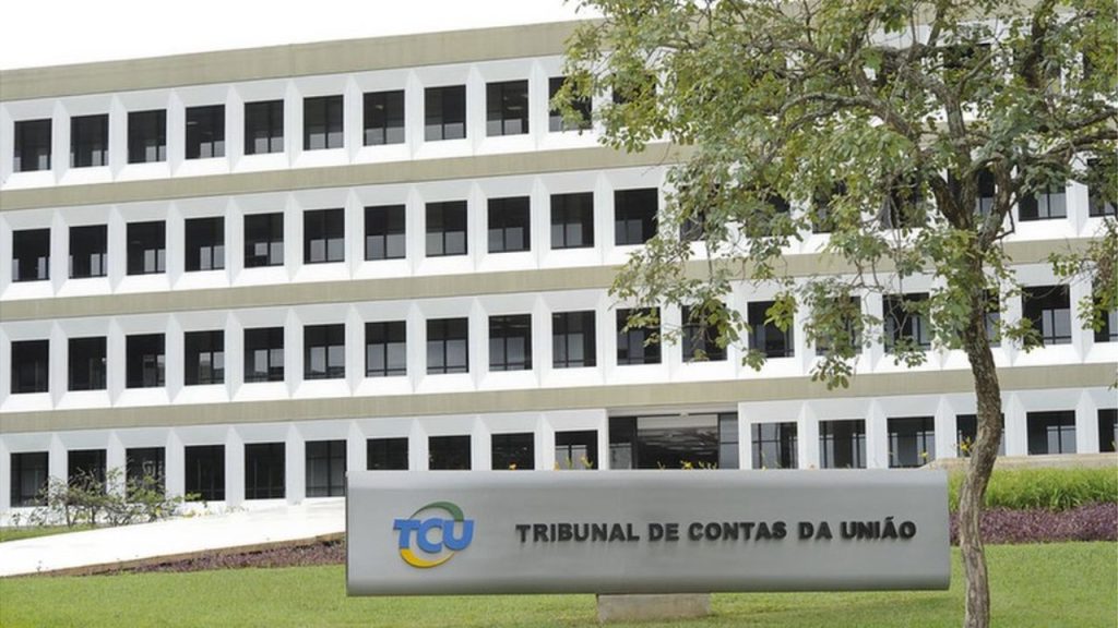 Militares gastaram verba da Covid com salgadinho e picanha ilegalmente, diz TCU