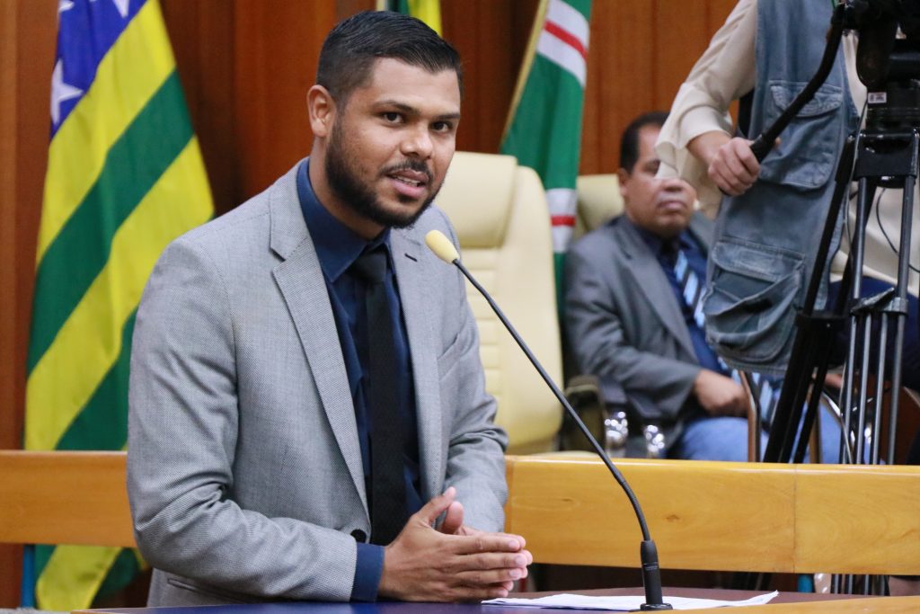 Presidente da Câmara de Goiânia arquiva pedido de impeachment contra o prefeito