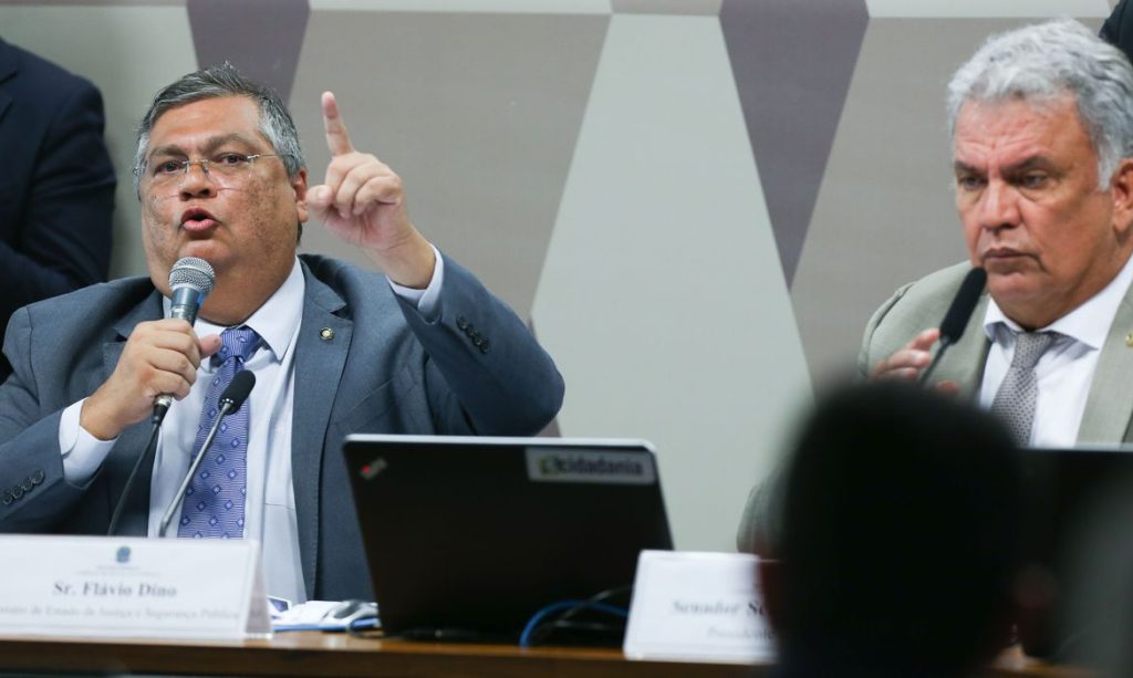 Ministério da Justiça identifica R$ 2,4 bi não utilizados em segurança, revela Dino