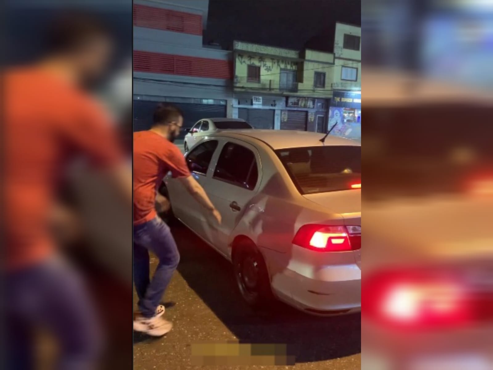 Motorista de app mostra como ele se vinga de passageiros que enrolam para chegar no carro