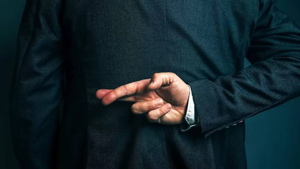 1° de abril 6 traços de personalidade que uma pessoa mentirosa têm.