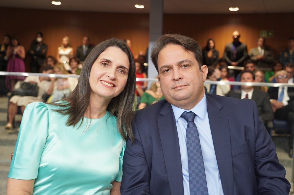 Roberto Naves e Vivian já definiram qual o próximo destino internacional que vão viajar