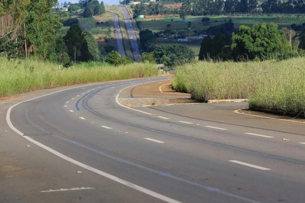 Rodovias de Goiás poderão receber praças de pedágios; saiba quais são