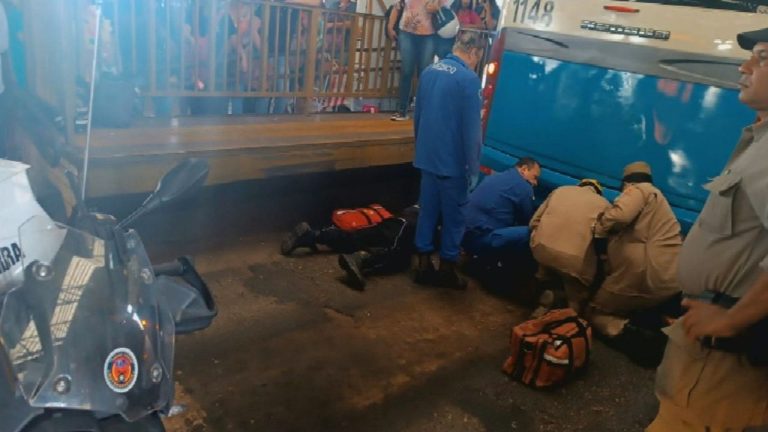 Idosa é atropelada em terminal em Goiânia