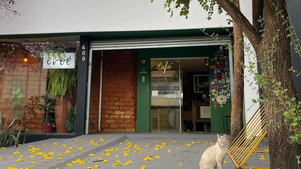 Evoé Café com Música, localizado no Setor Sul, em Goiânia.