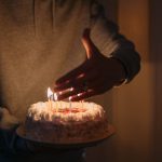 Por que algumas pessoas não gostam de comemorar o aniversário, segundo a psicologia