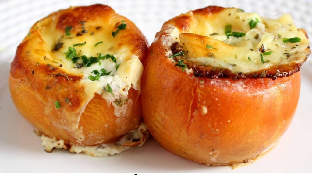 Receita de tomate recheado: fica barato de fazer e é uma delícia