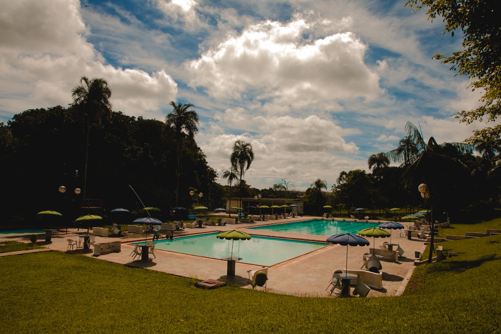 12 clubes em Goiânia para você se refrescar, se divertir e aproveitar