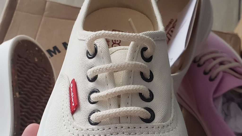 amarrar os cadarços