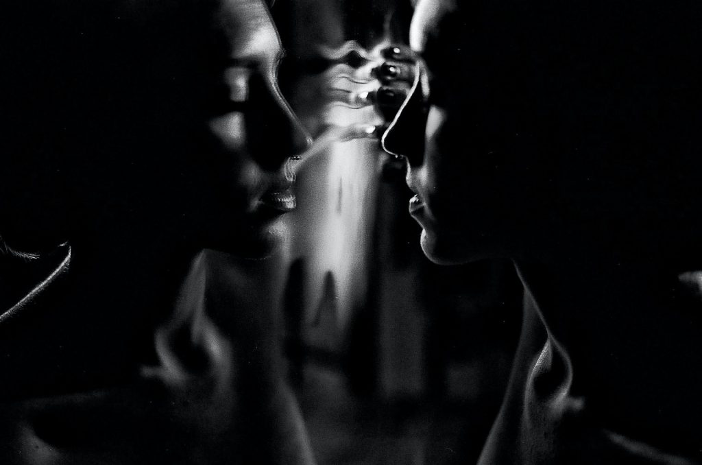 6 atitudes que mostram que a pessoa que está ao lado não te ama de verdade