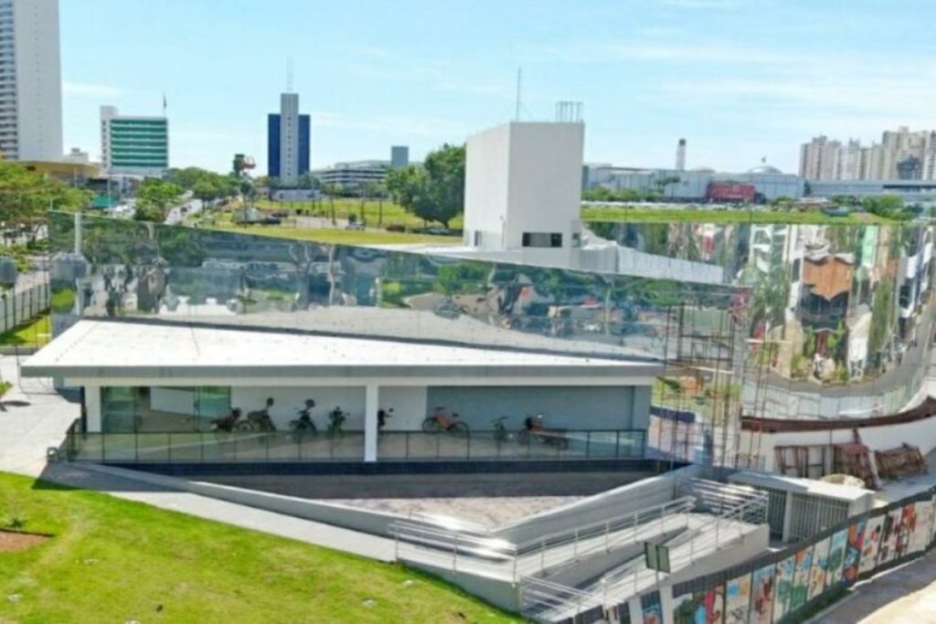 Memorial Iris Rezende - Casa de Vidro