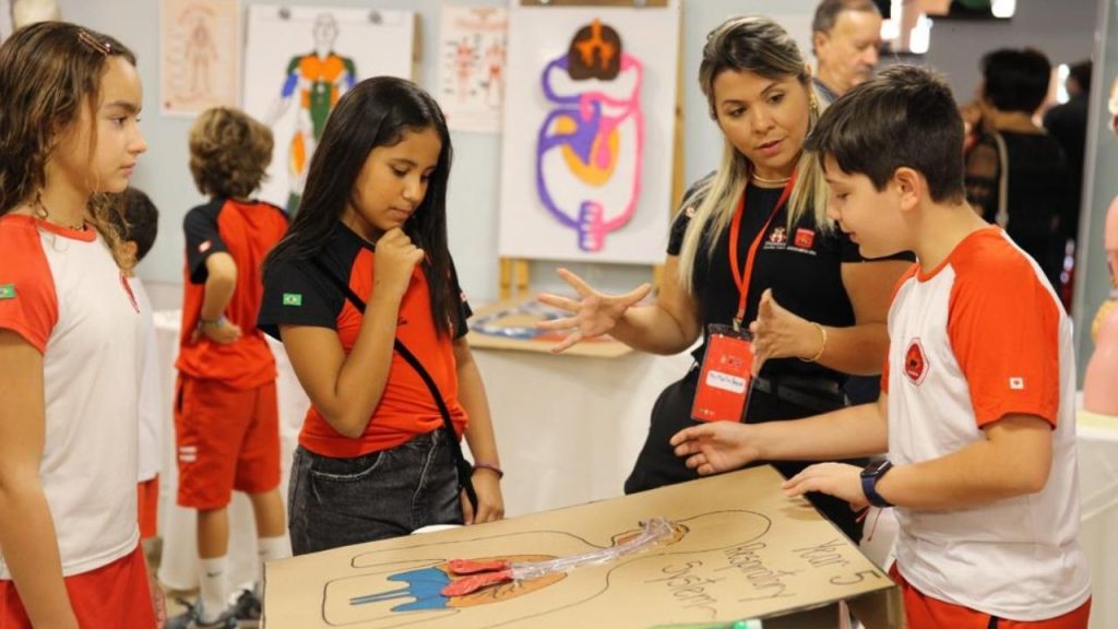 Escola Maple Bear Goiânia.