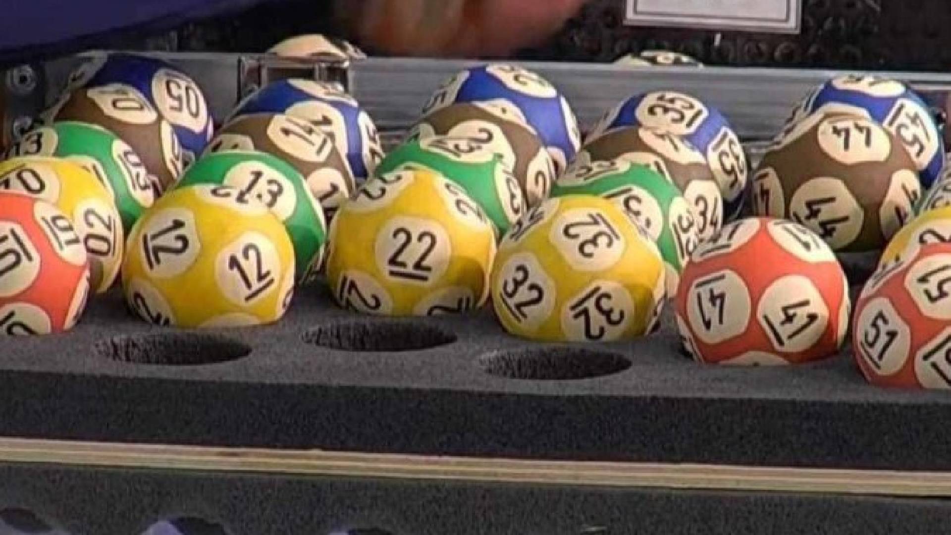bolas de loteria joga na loteria