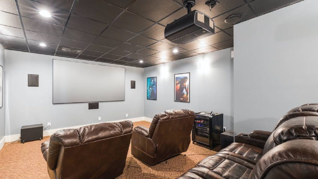 Sala de cinema no quarto