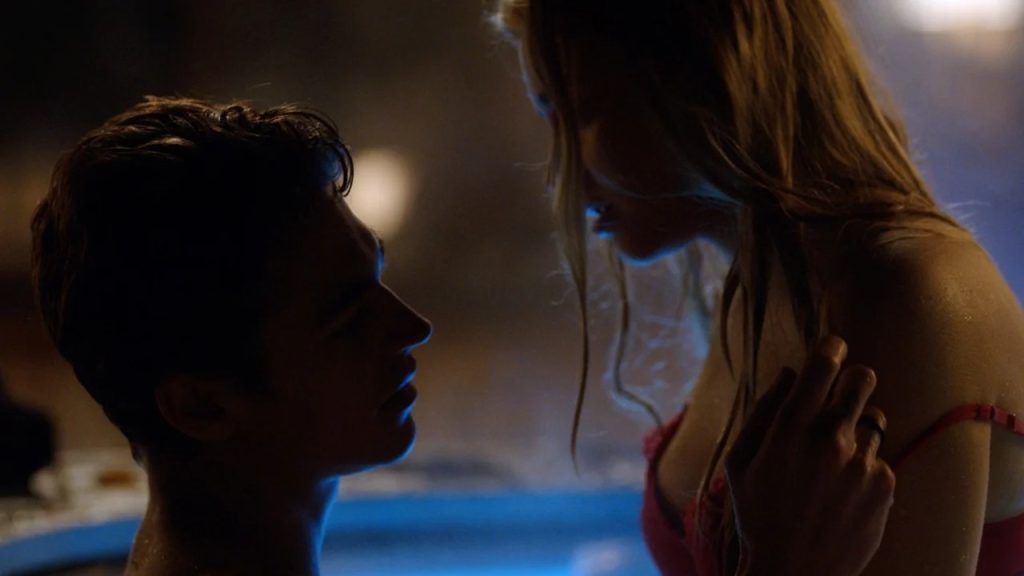 uma pessoa começa a namorar