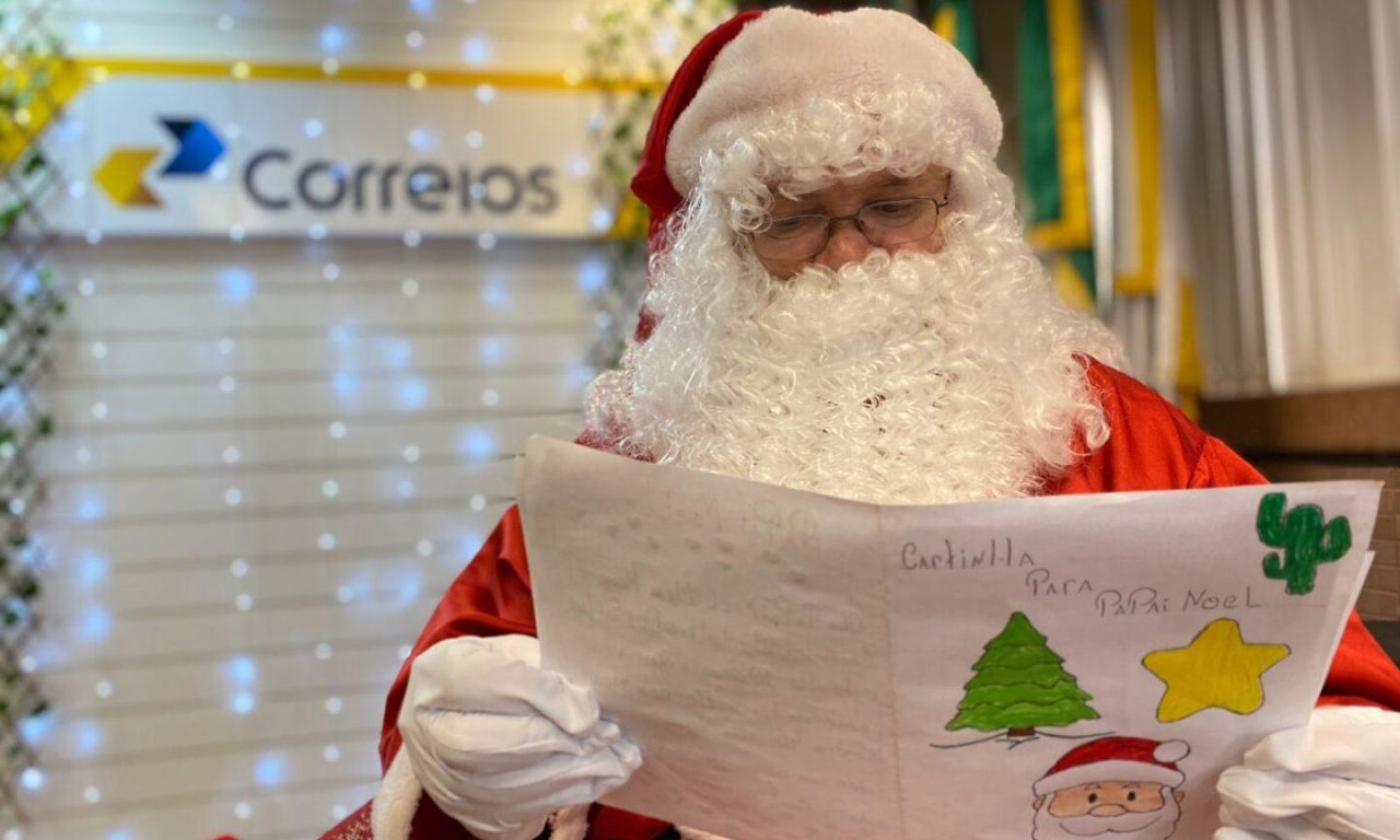 Papai Noel dos Correios de 2023.