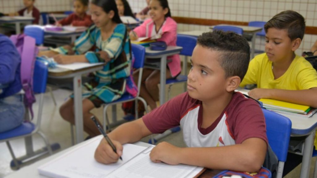 Prefeitura de Aparecida de Goiânia abre vagas para pré-matrícula em escolas municipais.