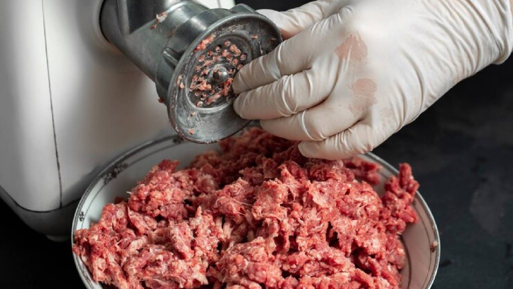 Os melhores cortes para fazer uma carne moída suculenta