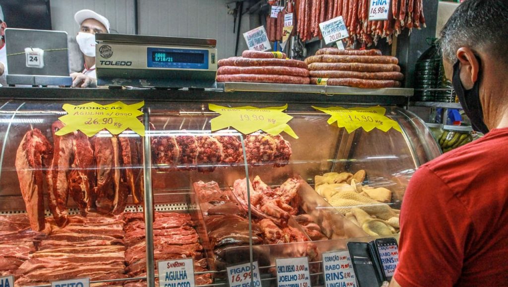 6 carnes que não podem faltar na lista de compra do mês (muitos esquecem)
