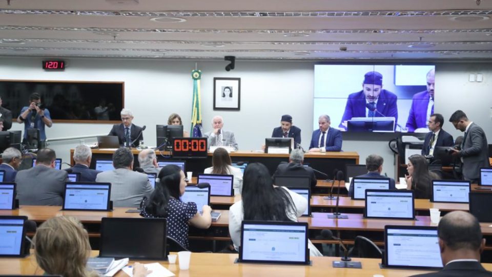Comissão aprova imunidade tributária para entidades religiosas