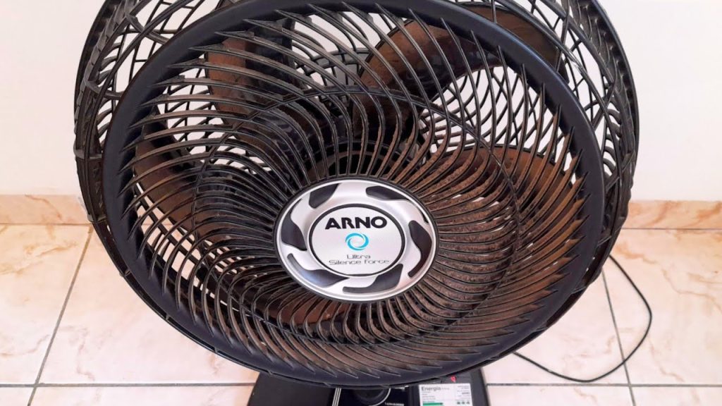 Esta é a maneira mais simples de limpar o ventilador (não precisa de água)