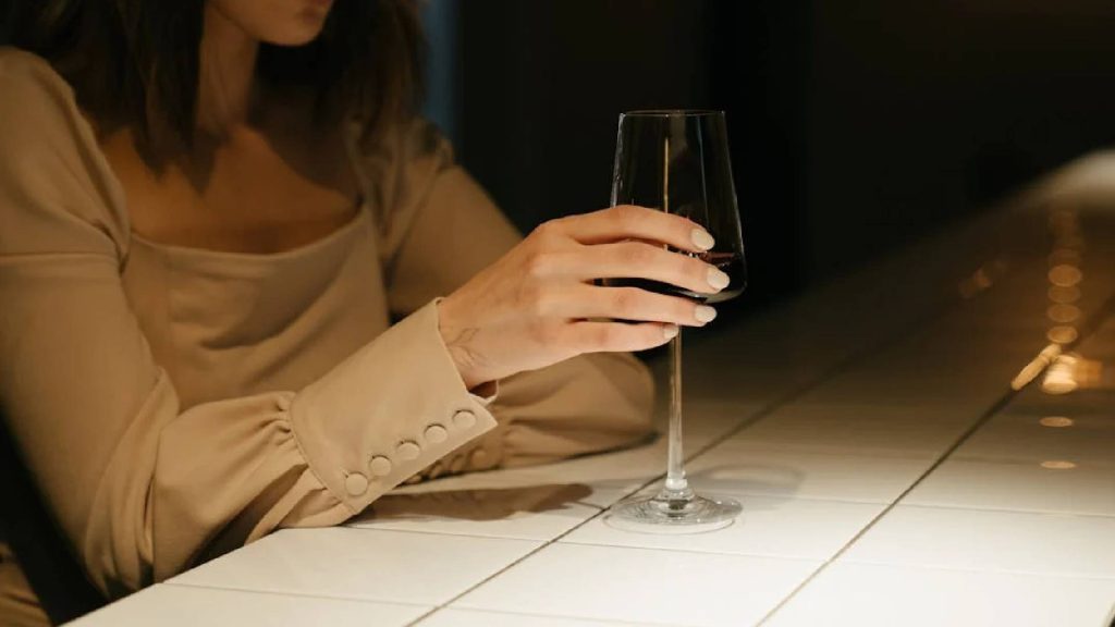 6 manias que desgastam um relacionamento e os casais só percebem quando terminam signos