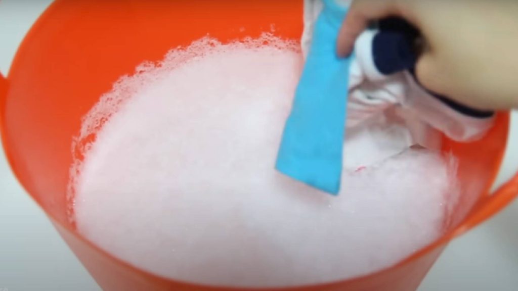 Truque simples para branquear a roupa