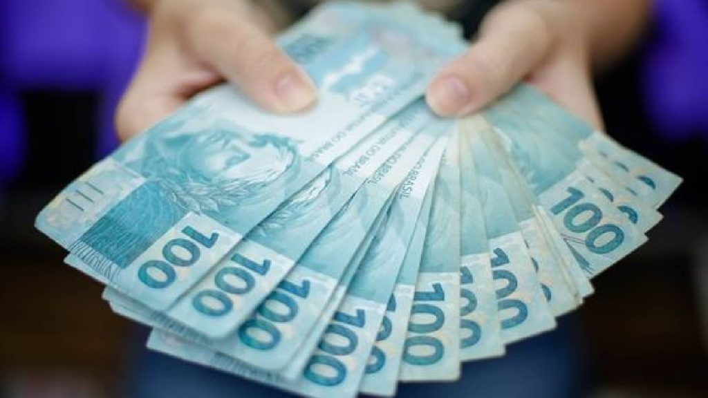 Uma pessoa que vai ser rica tem características que carrega desde a infância