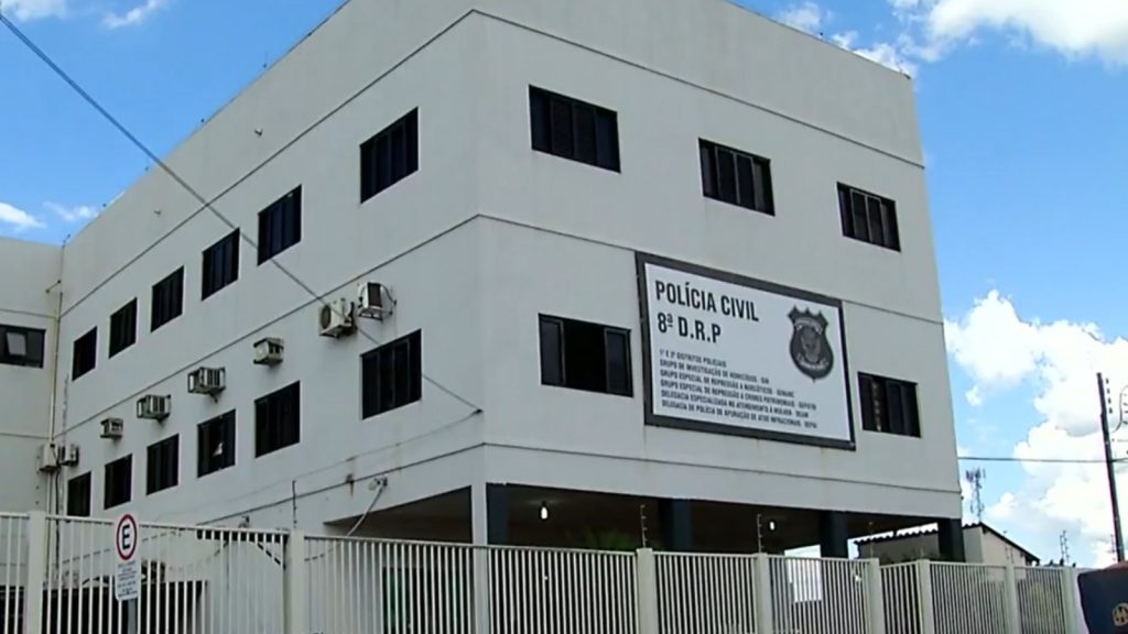 Mãe suspeita de cometer crime grave contra o próprio filho é presa no interior de Goiás