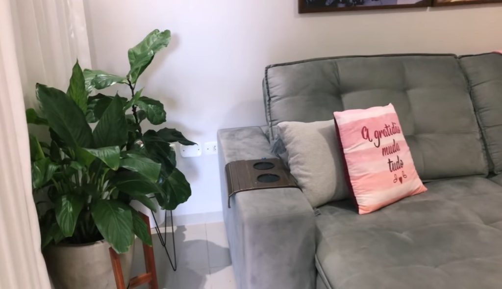 Simpatia para atrair dinheiro extra sem precisar fazer nada de errado